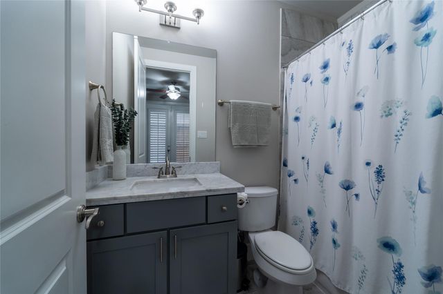 4008 Barnes Street, Houston, TX 77007