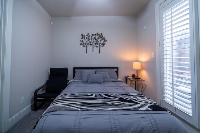 4008 Barnes Street, Houston, TX 77007