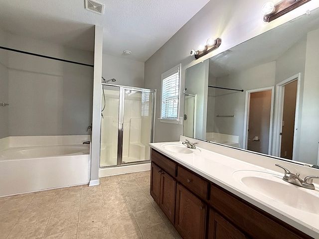 32 Registry Way, Fort Mitchell, AL 36856
