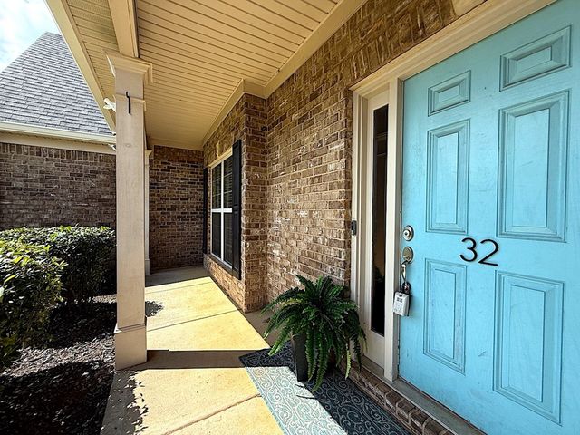 32 Registry Way, Fort Mitchell, AL 36856