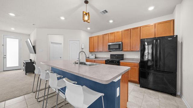 2515 Hawthorn Park Court, Houston, TX 77038