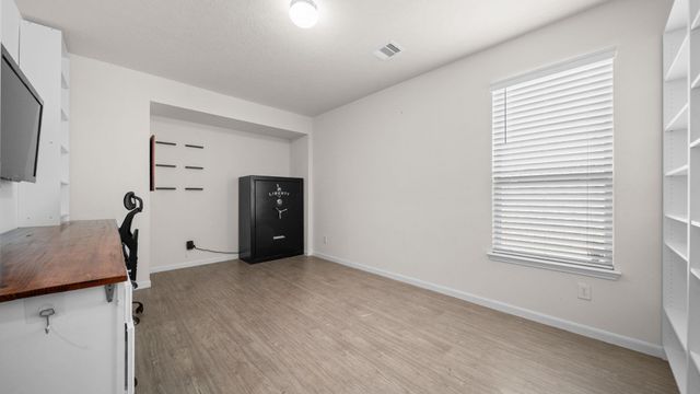 2515 Hawthorn Park Court, Houston, TX 77038