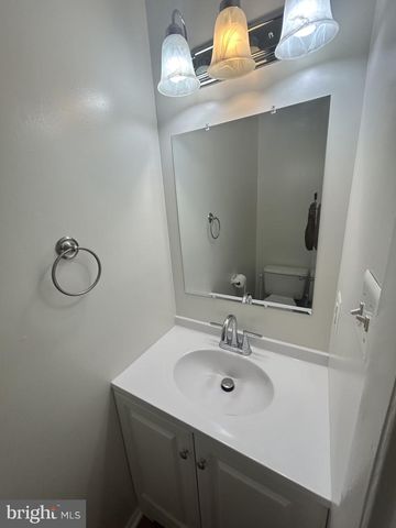 9536 MELROSE SQUARE WAY, Gaithersburg, MD 20882