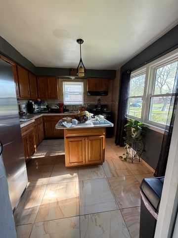 15001 Western Avenue, Harvey, IL 60426