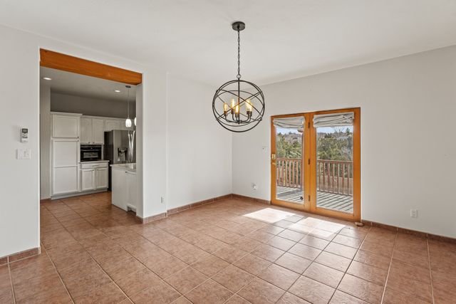 2925 Pueblo Tsankawi, Santa Fe, NM 87057