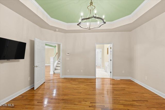 1128 Waterbrooke Lane, Johnson City, TN 37604