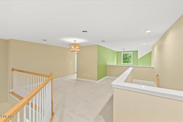 1128 Waterbrooke Lane, Johnson City, TN 37604