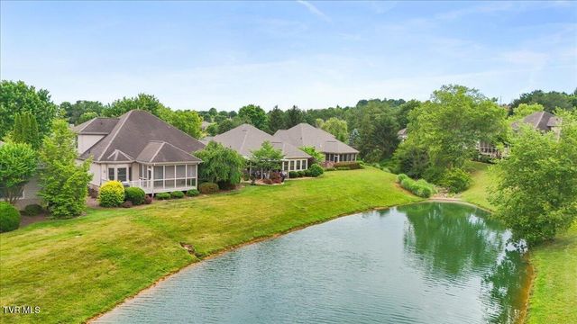 1128 Waterbrooke Lane, Johnson City, TN 37604