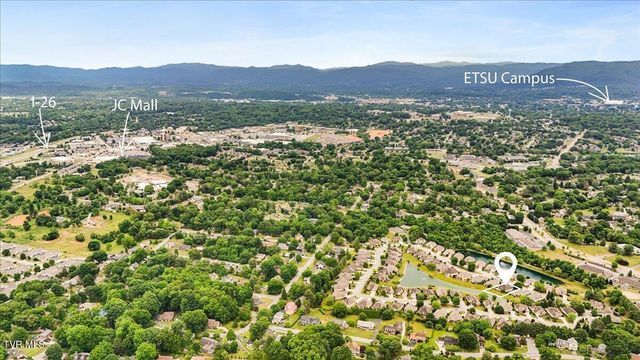 1128 Waterbrooke Lane, Johnson City, TN 37604