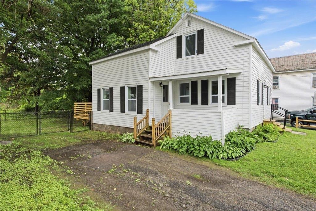 109 County Street, Bennington, VT 05201