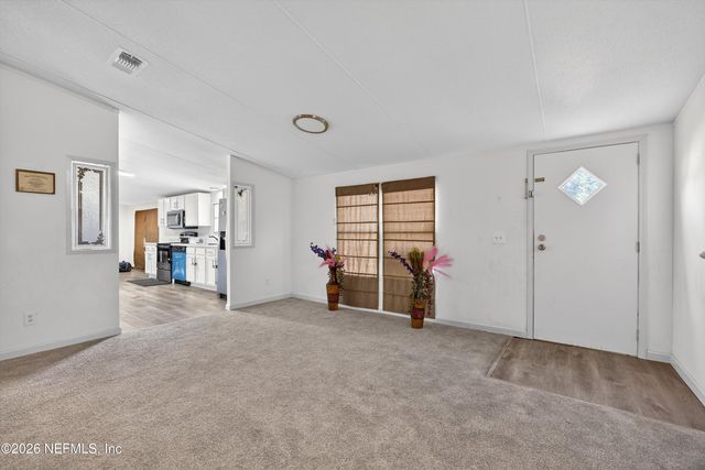 8016 BUTTERCUP Street, Jacksonville, FL 32210