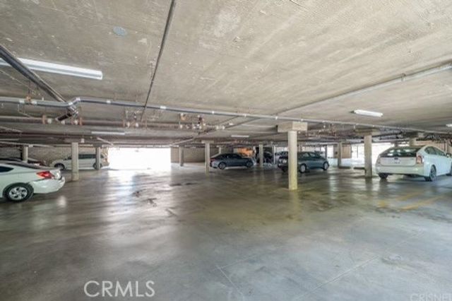 14560 Clark 102, Sherman Oaks, CA 91411