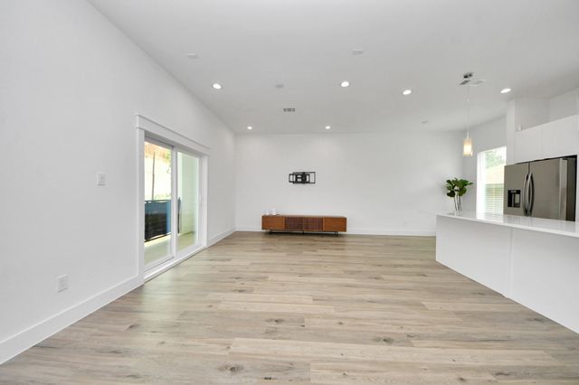 4608 Coke Street, Houston, TX 77020
