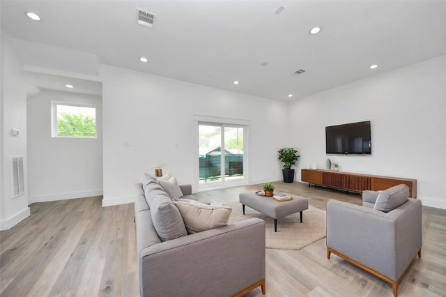 4608 Coke Street, Houston, TX 77020
