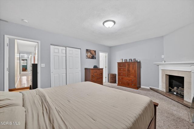 2925 Seaman Road, Oregon, OH 43616