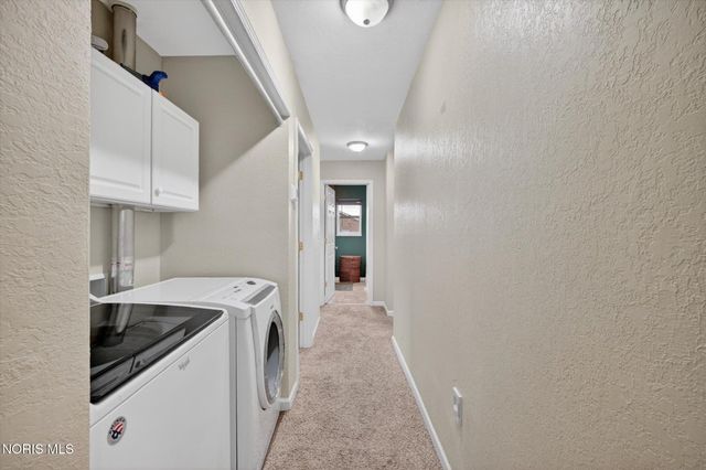 2925 Seaman Road, Oregon, OH 43616