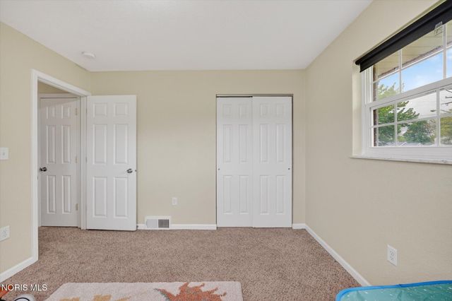 2925 Seaman Road, Oregon, OH 43616