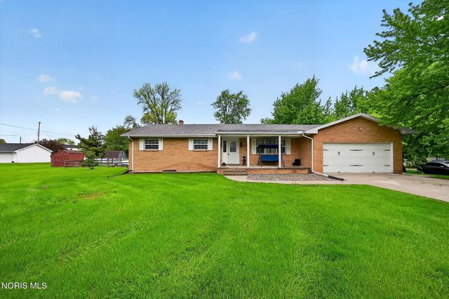 2925 Seaman Road, Oregon, OH 43616