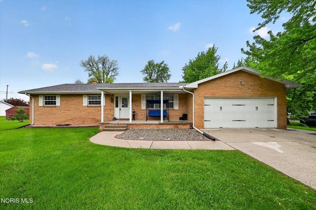 2925 Seaman Road, Oregon, OH 43616