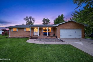2925 Seaman Road, Oregon, OH 43616