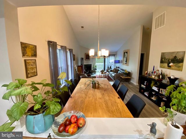 2970 YARLING CT, Falls Church, VA 22042