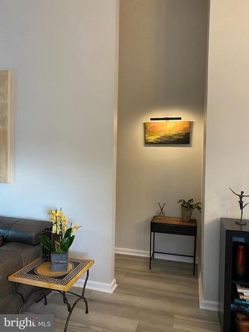 2970 YARLING CT, Falls Church, VA 22042