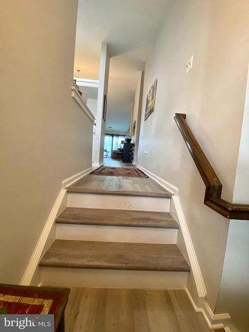 2970 YARLING CT, Falls Church, VA 22042