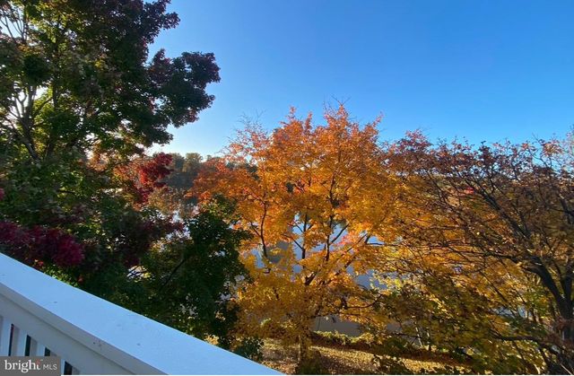 2970 YARLING CT, Falls Church, VA 22042