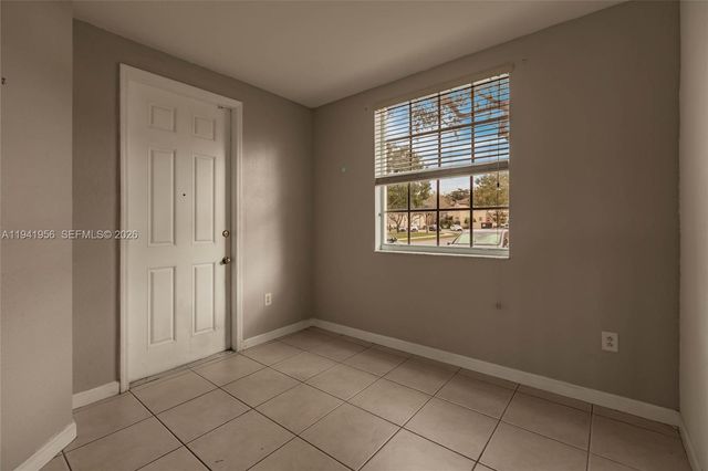 9333 SW 227th St 6-6, Cutler Bay, FL 33190