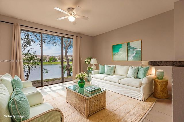 9333 SW 227th St 6-6, Cutler Bay, FL 33190