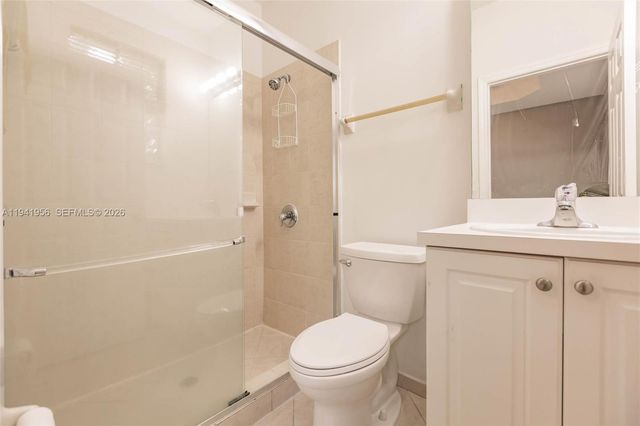 9333 SW 227th St 6-6, Cutler Bay, FL 33190