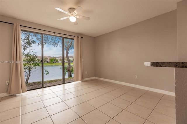 9333 SW 227th St 6-6, Cutler Bay, FL 33190