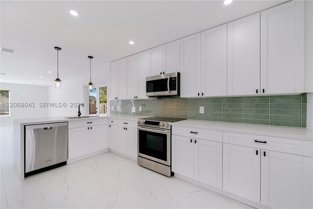 9826 SW 222nd Ter 0, Cutler Bay, FL 33190