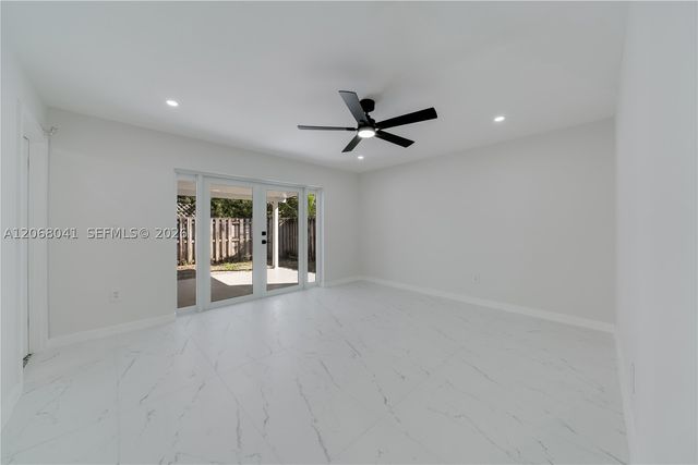 9826 SW 222nd Ter 0, Cutler Bay, FL 33190