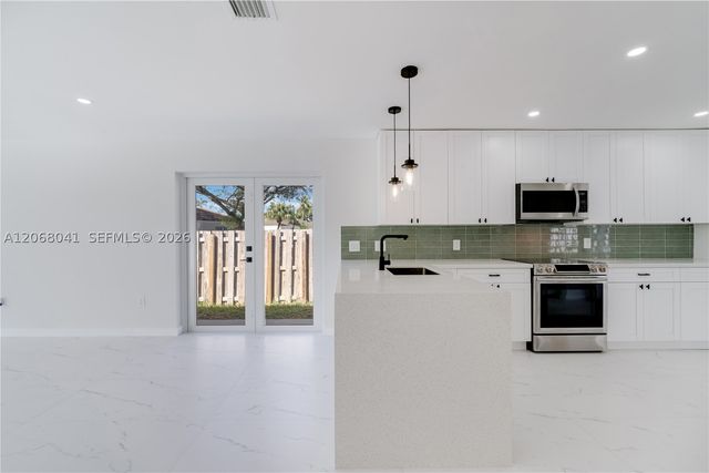 9826 SW 222nd Ter 0, Cutler Bay, FL 33190