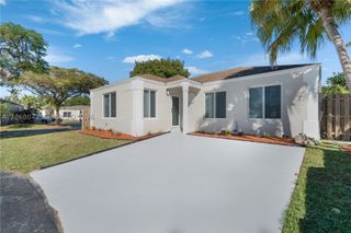 9826 SW 222nd Ter 0, Cutler Bay, FL 33190
