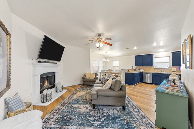 1514 Greenbrier Drive, Van Alstyne, TX 75495