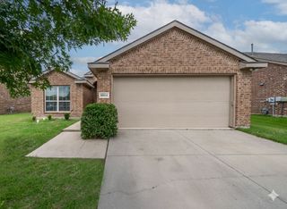 1514 Greenbrier Drive, Van Alstyne, TX 75495