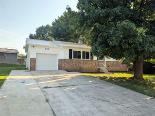 914 Quail Avenue, Harrison, AR 72601