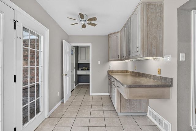 2910 Flagstone Drive, Garland, TX 75044