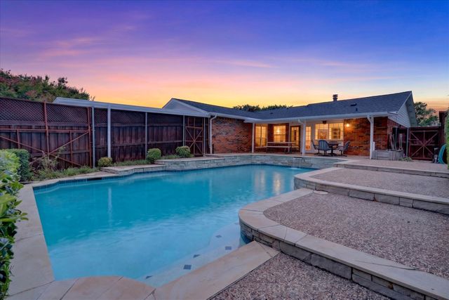 2910 Flagstone Drive, Garland, TX 75044