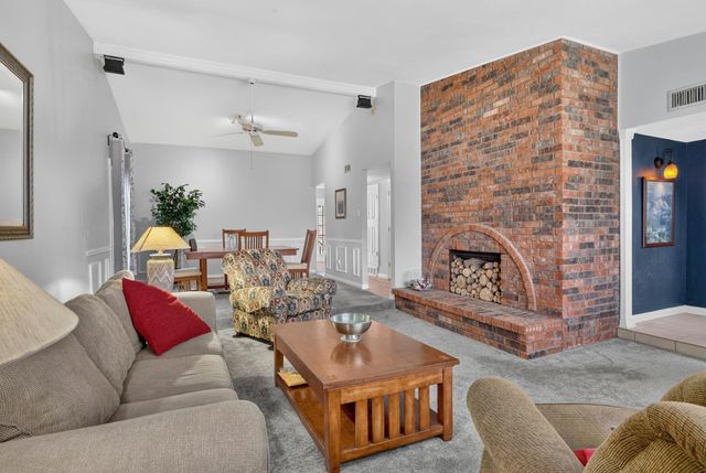 2910 Flagstone Drive, Garland, TX 75044