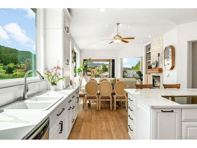 6653 Bright Water Trl, Littleton, CO 80125