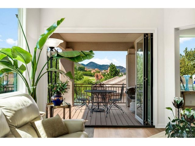 6653 Bright Water Trl, Littleton, CO 80125