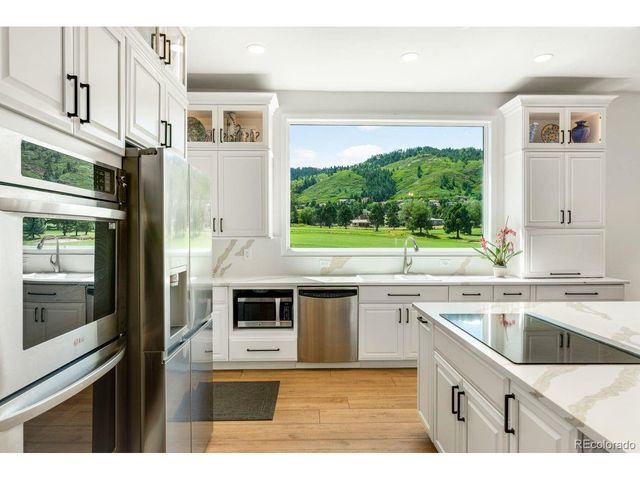 6653 Bright Water Trl, Littleton, CO 80125