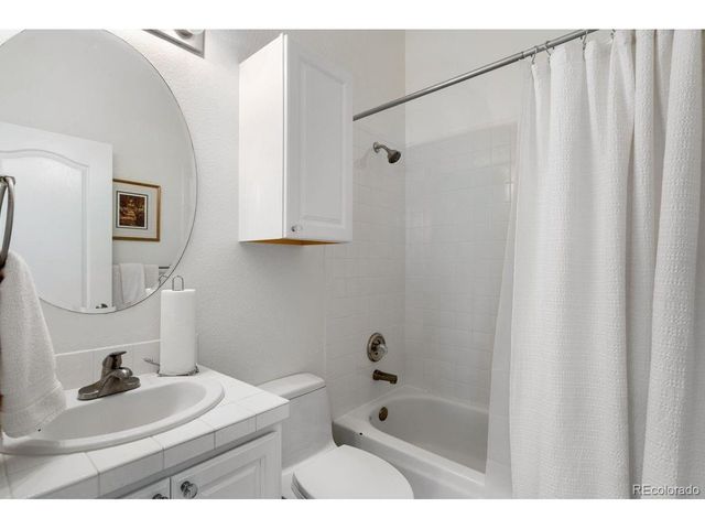 6653 Bright Water Trl, Littleton, CO 80125