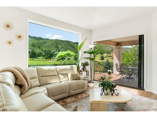6653 Bright Water Trl, Littleton, CO 80125