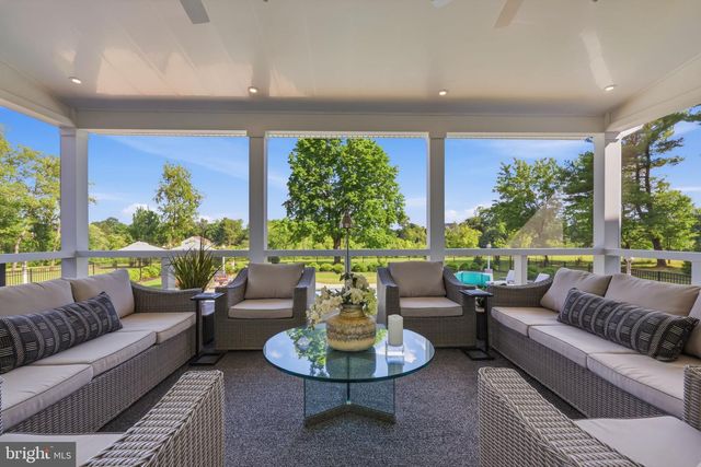 1088 HIGHLAND RD, Newtown, PA 18940