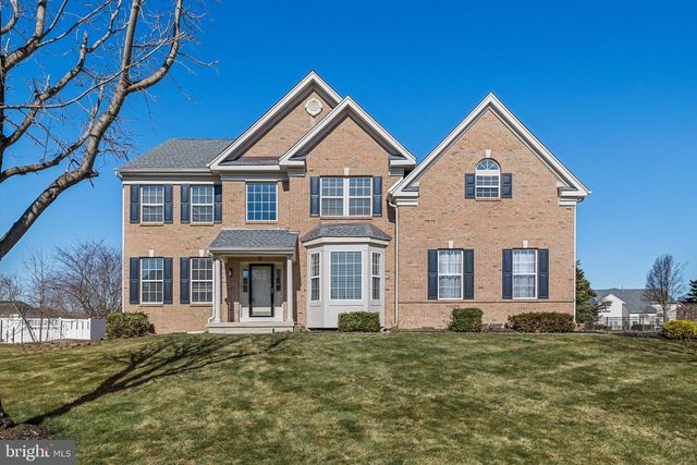 10 COTTONWOOD DR, Lumberton, NJ 08048