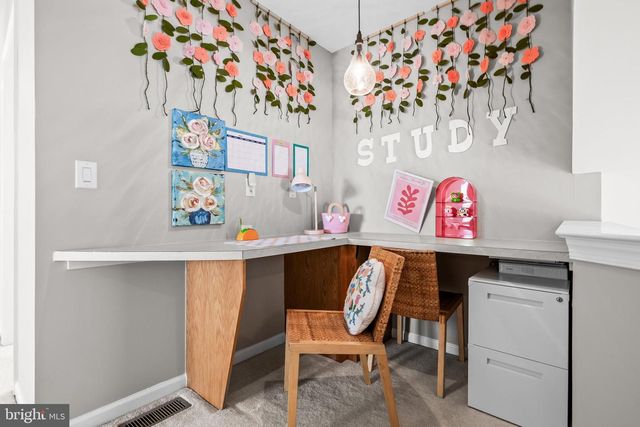 10 COTTONWOOD DR, Lumberton, NJ 08048